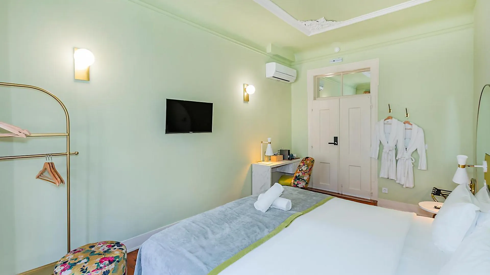 Lr Guest House Lisbon