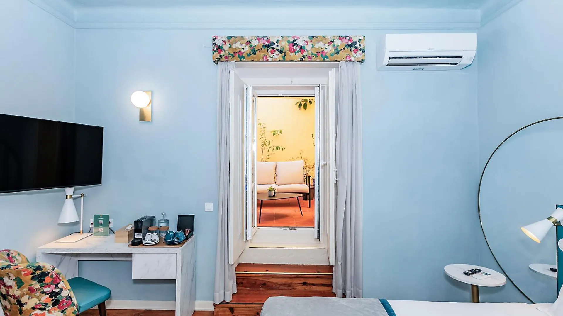 Lr Guest House Lisbon Portugal