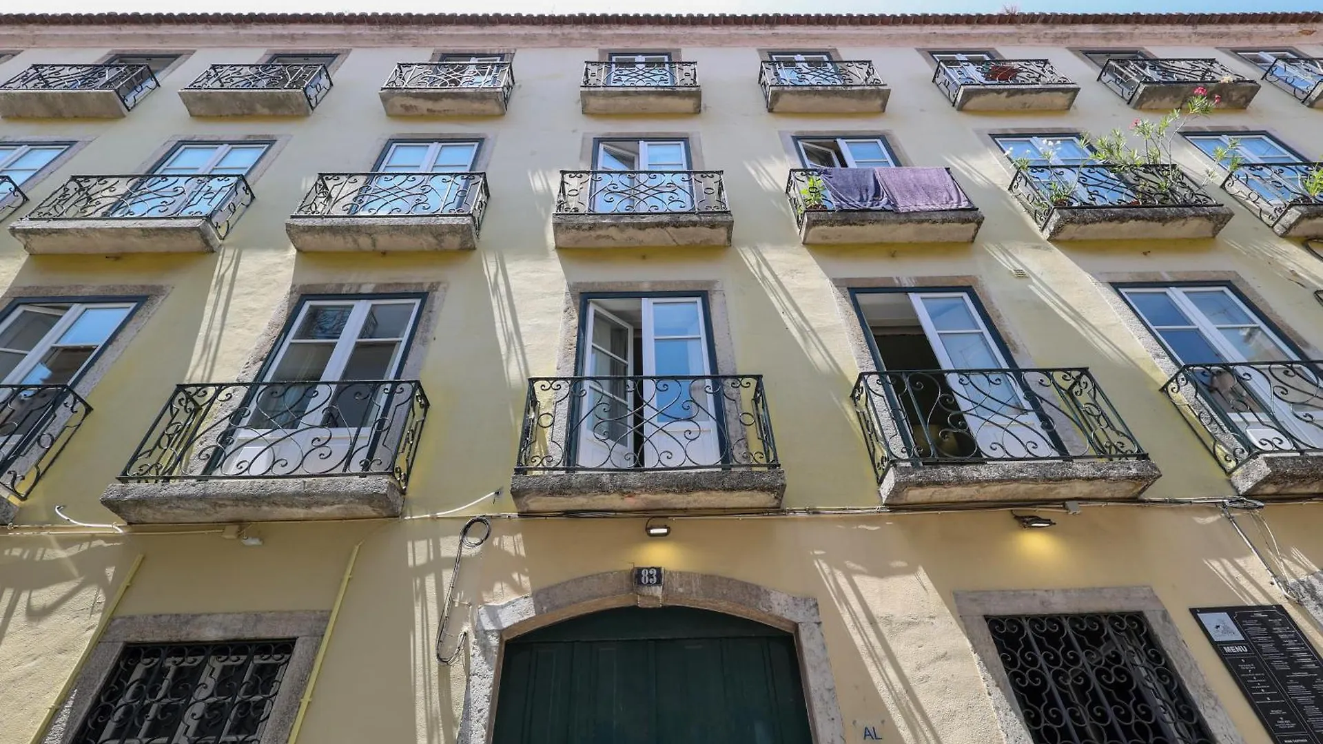 Lr Guest House Lisbon